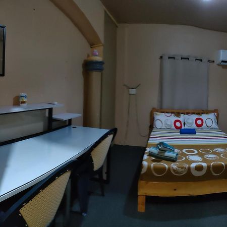 Antoine Despasito Near Airport Manila Ngoại thất bức ảnh