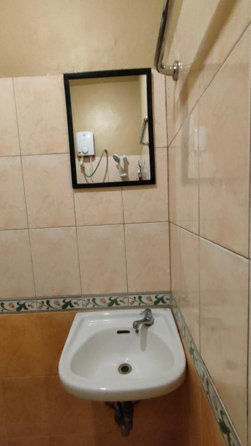 Antoine Despasito Near Airport Manila Ngoại thất bức ảnh